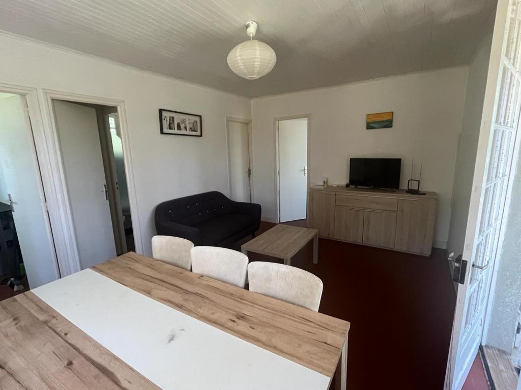 La Colline Aux Chalets, Jaccuzi, Sauna Saint-Chamarand Exterior foto