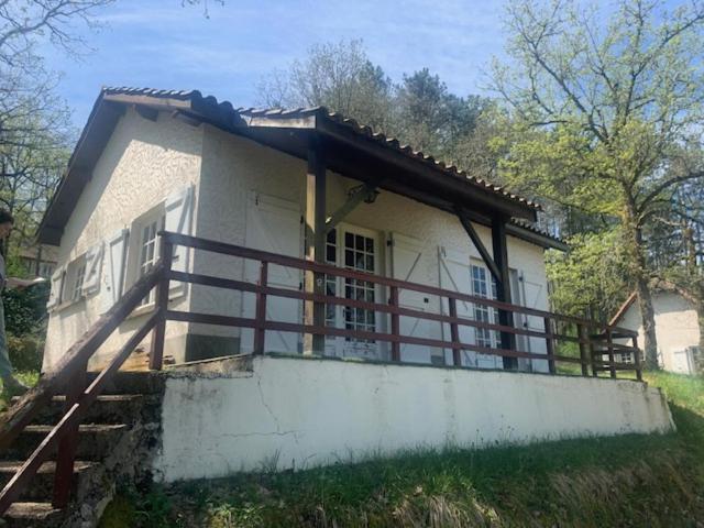 La Colline Aux Chalets, Jaccuzi, Sauna Saint-Chamarand Exterior foto